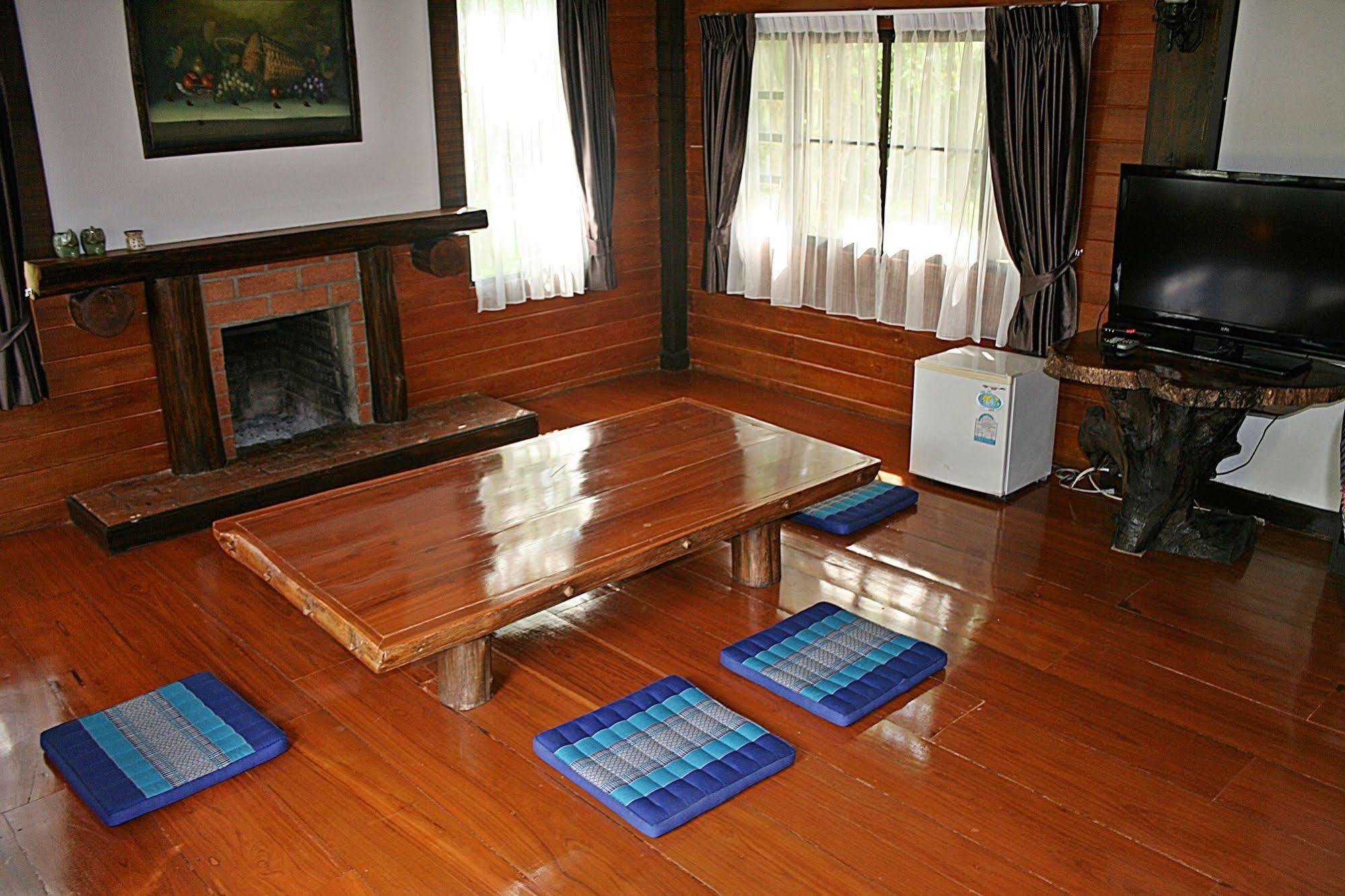 Phu Ing Fah Resort Pong Yaeng Exterior foto