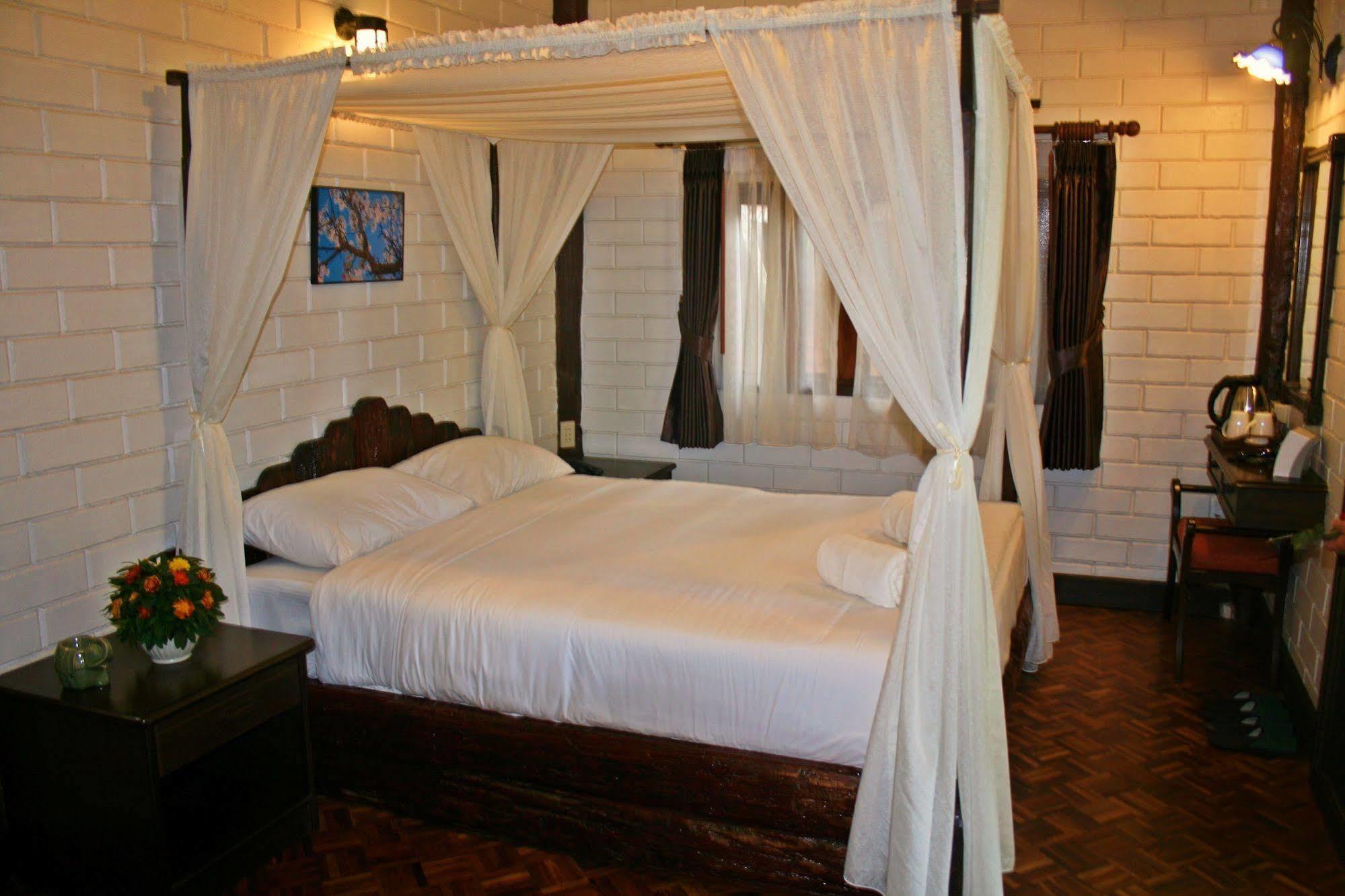 Phu Ing Fah Resort Pong Yaeng Exterior foto