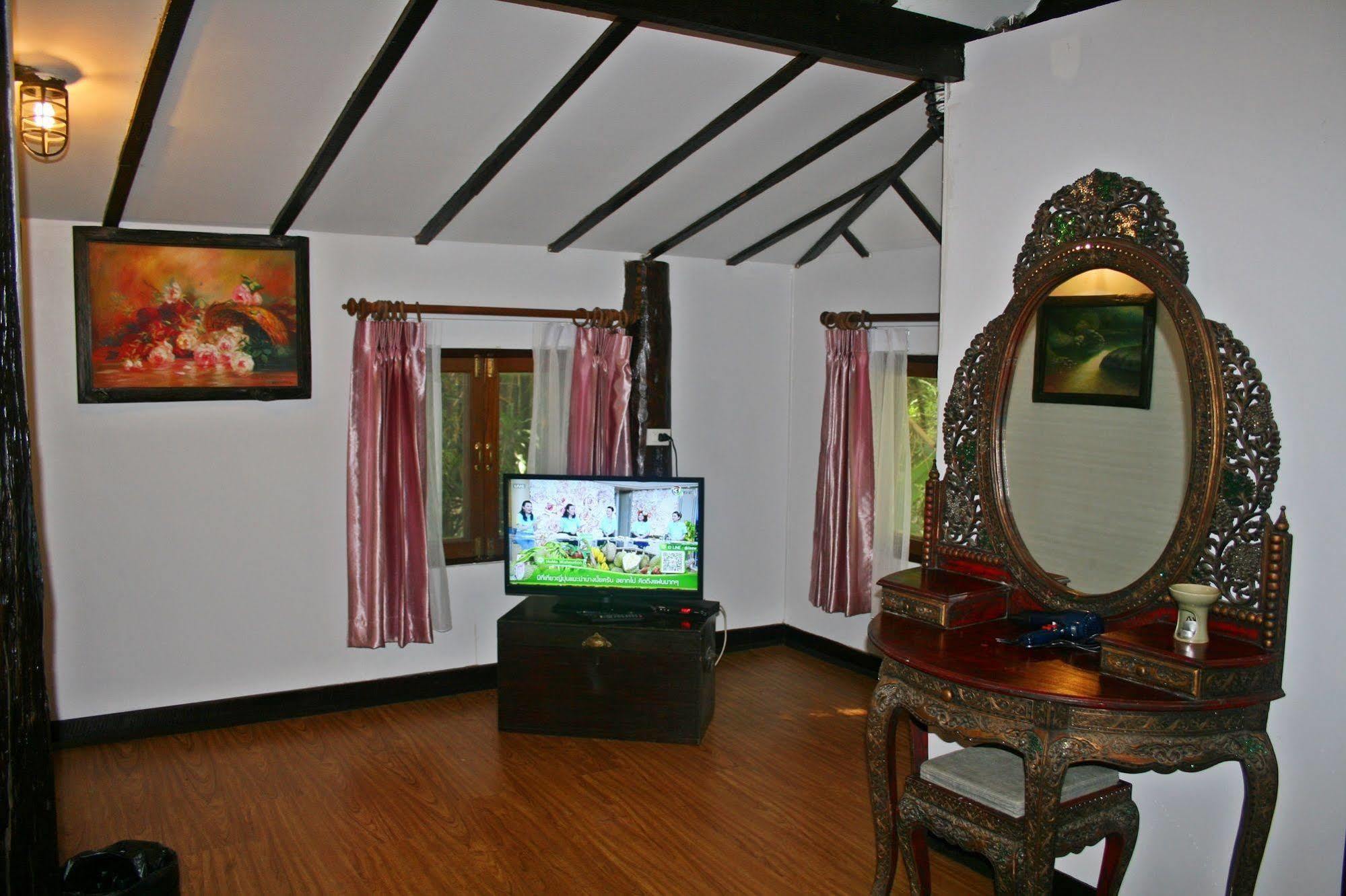 Phu Ing Fah Resort Pong Yaeng Exterior foto