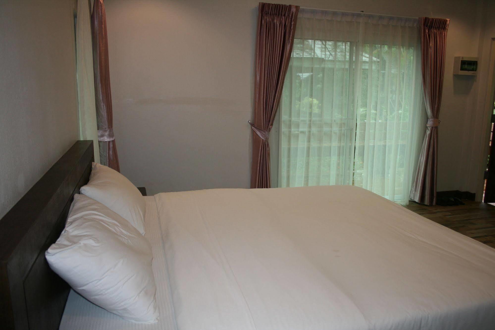 Phu Ing Fah Resort Pong Yaeng Exterior foto
